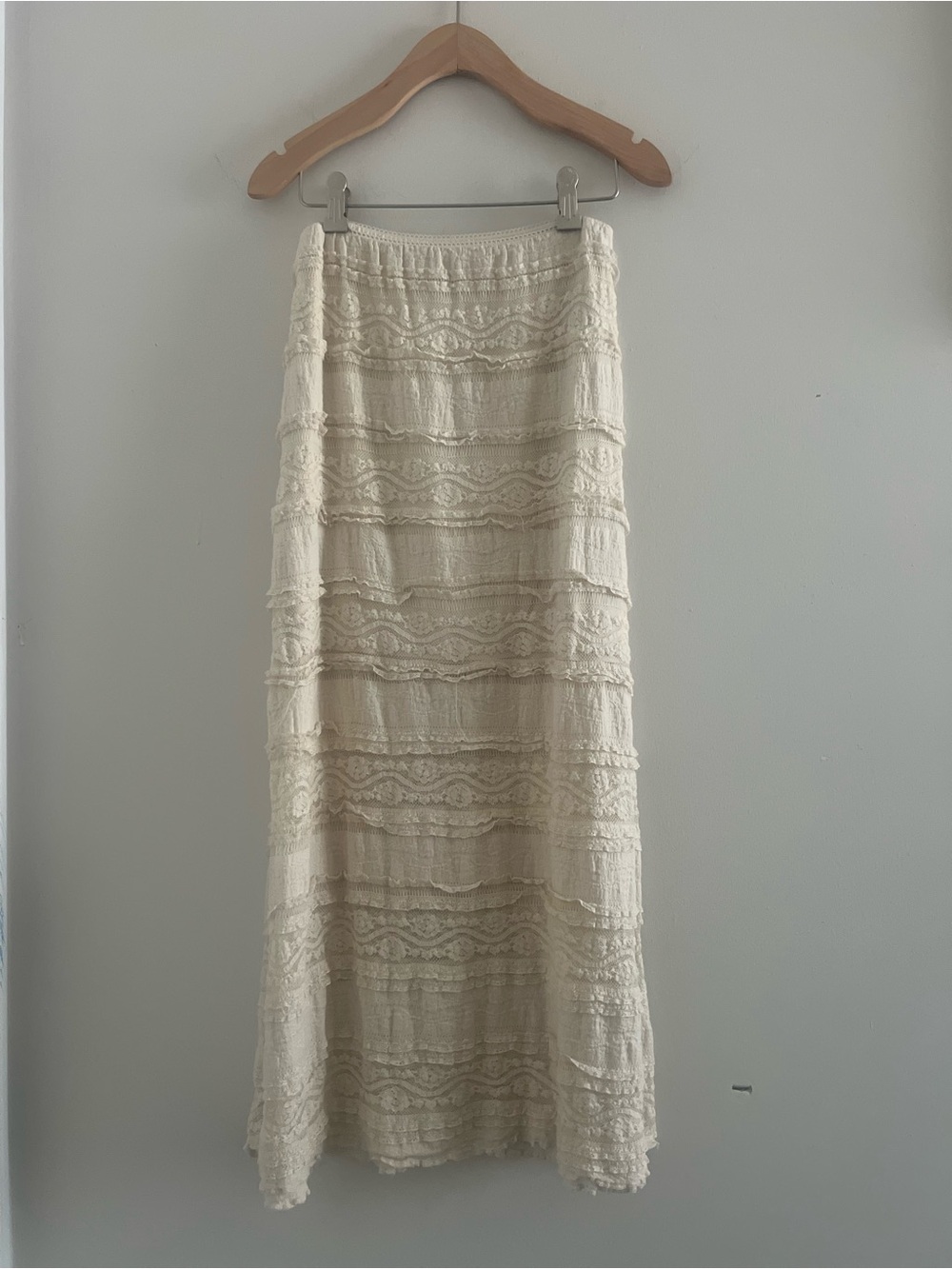 Ivory Cream Lace Tiered Maxi Skirt XS